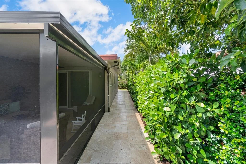 Photo of 770 NW 3rd Avenue