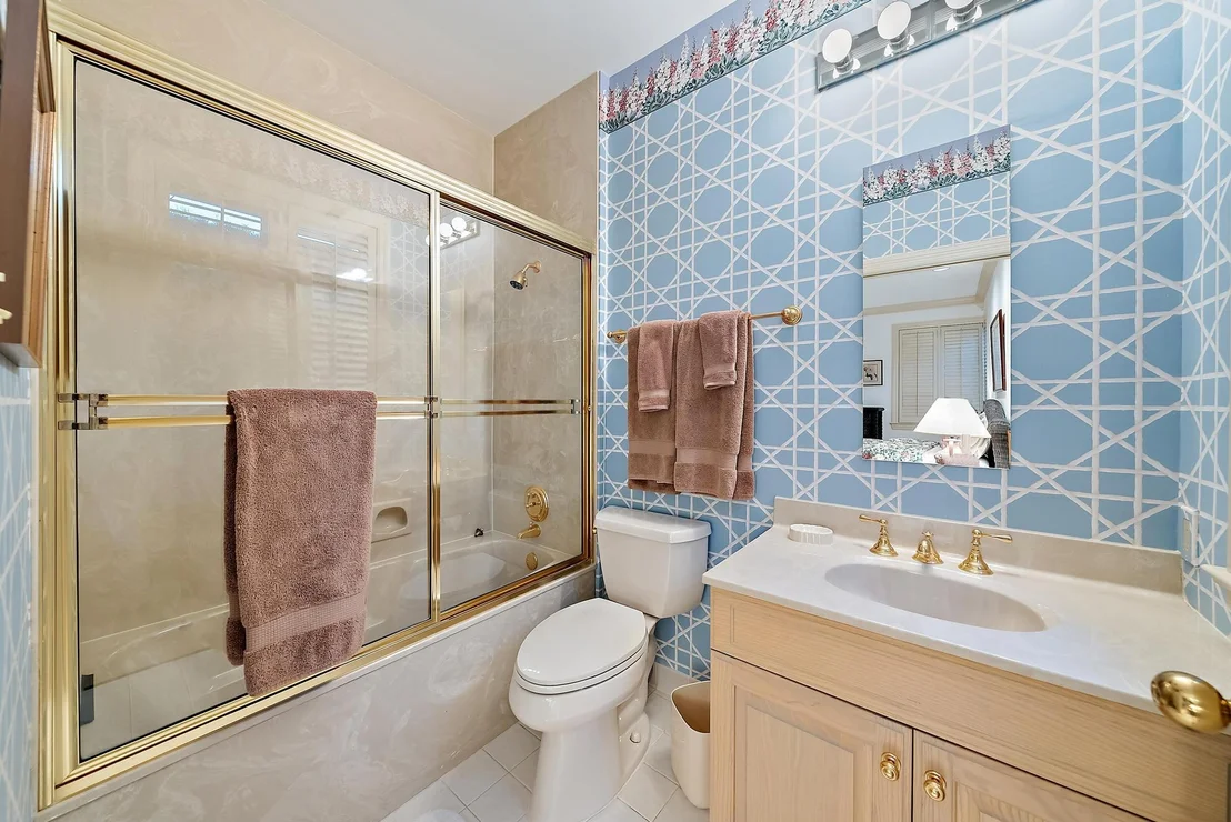 Photo of 3196 S Bay Circle