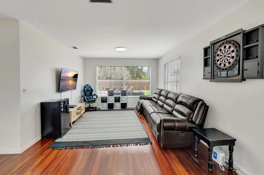 Photo of 8884 Spring Valley Drive