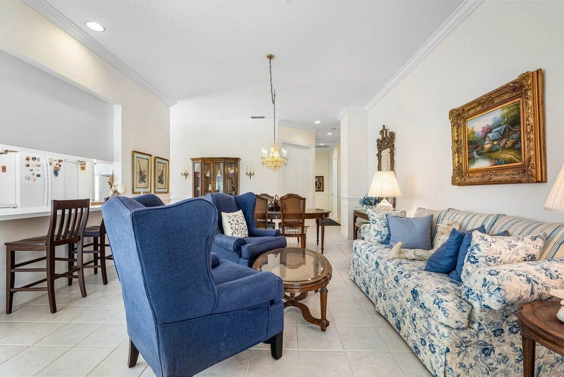 Photo of 4775 Lakeland Drive