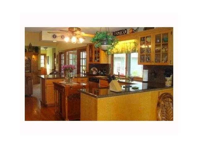 Photo of 2206 E Road
