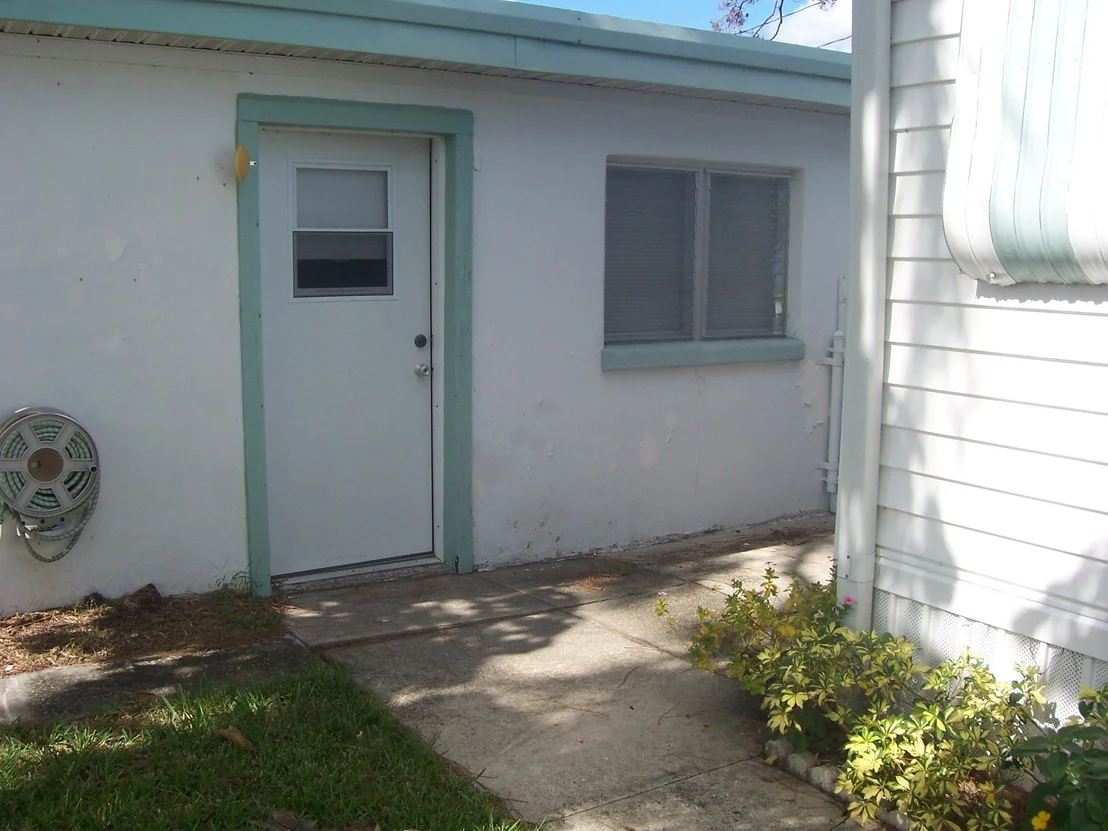 Photo of 8903 Palm Street