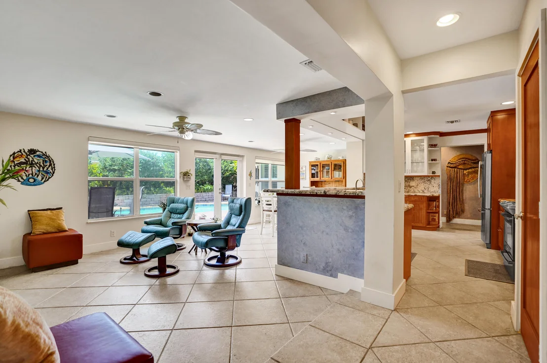 Photo of 445 SE 17th Terrace