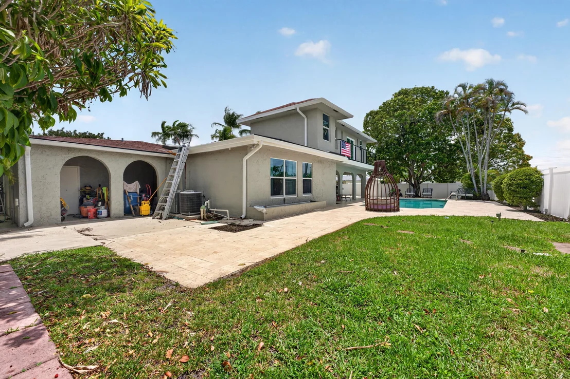 Photo of 10941 Granite Street