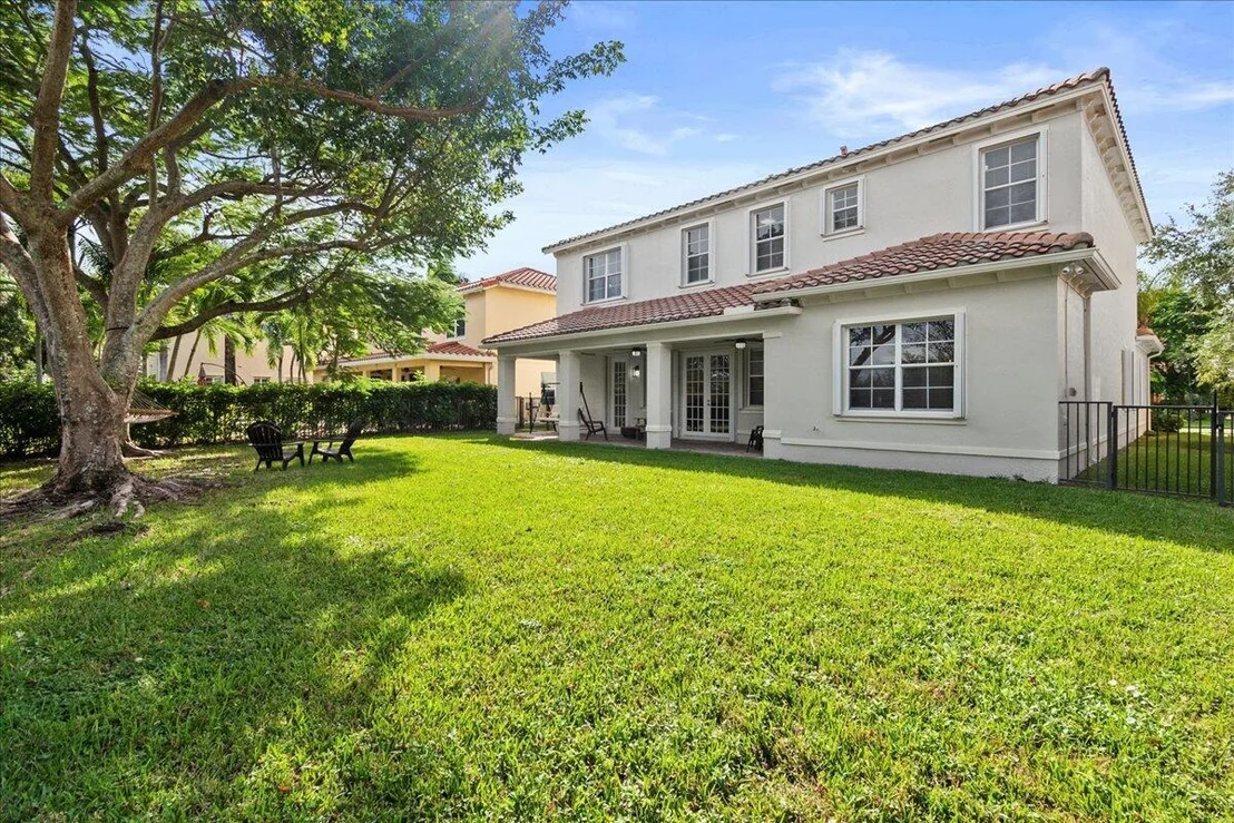 Photo of 3386 Vanderbilt Drive