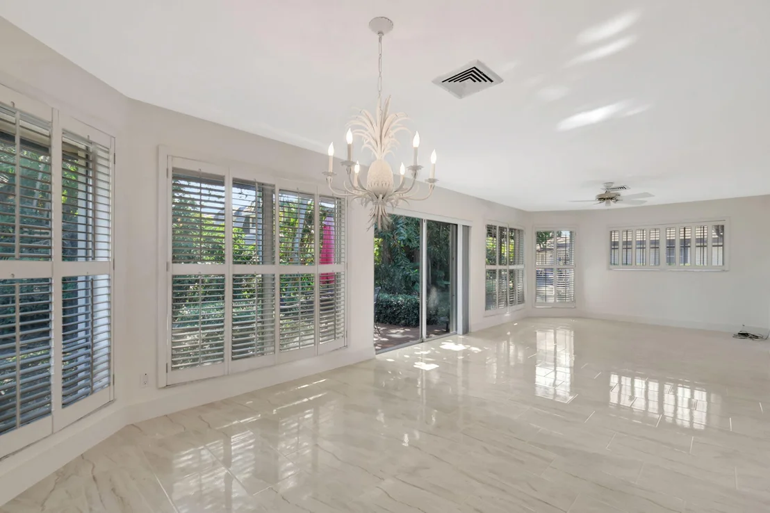 Photo of 428 Pine Villa Drive
