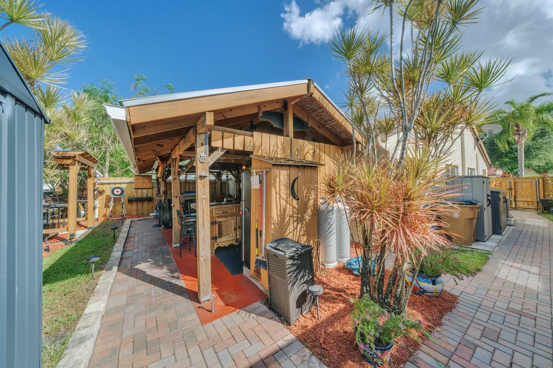 Photo of 4249 NW 1st Drive