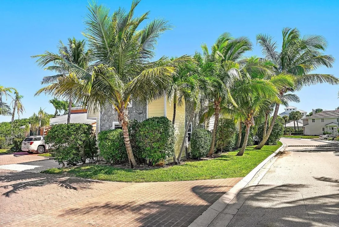 Photo of 301 Xanadu Place