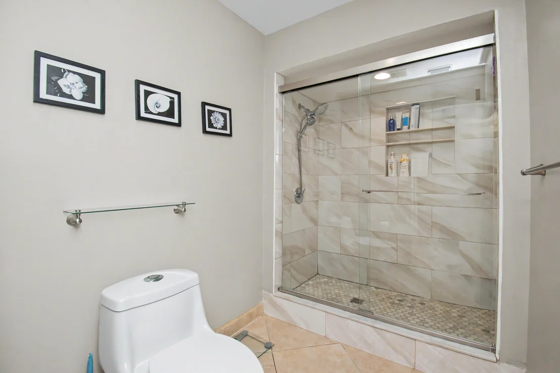 Photo of 6458 Pond Apple Road
