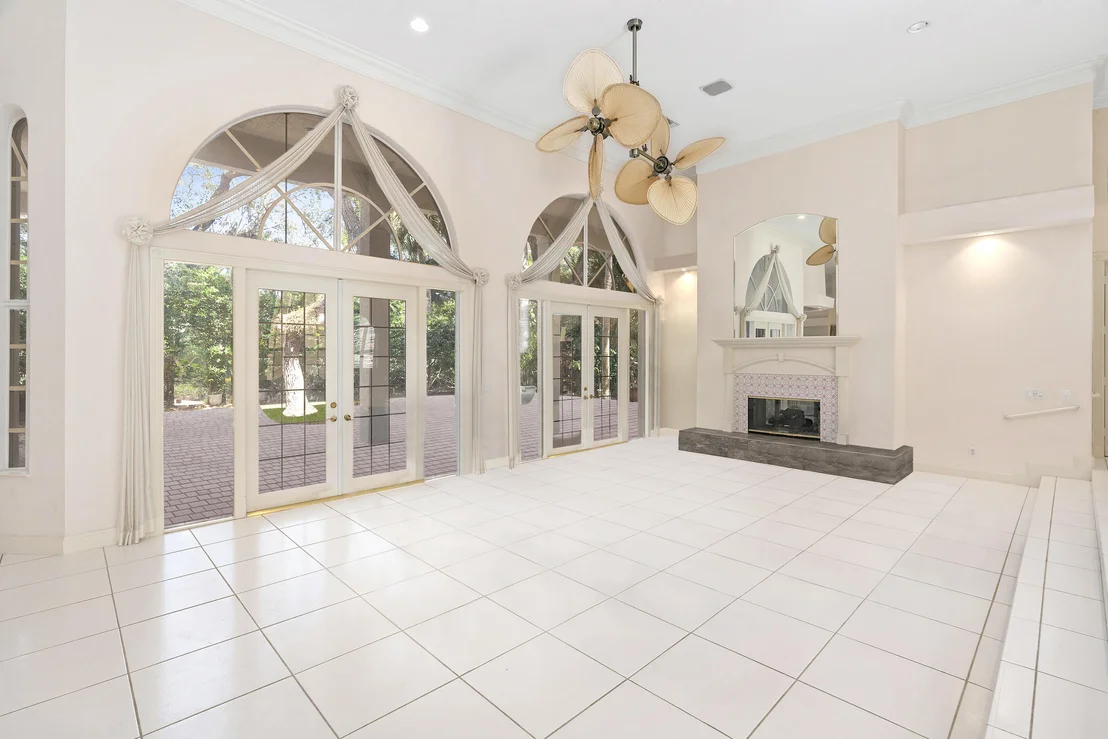 Photo of 540 Marbrisa Drive