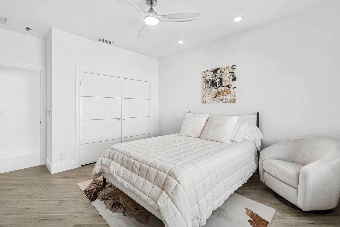 Photo of 5239 Suffolk Drive