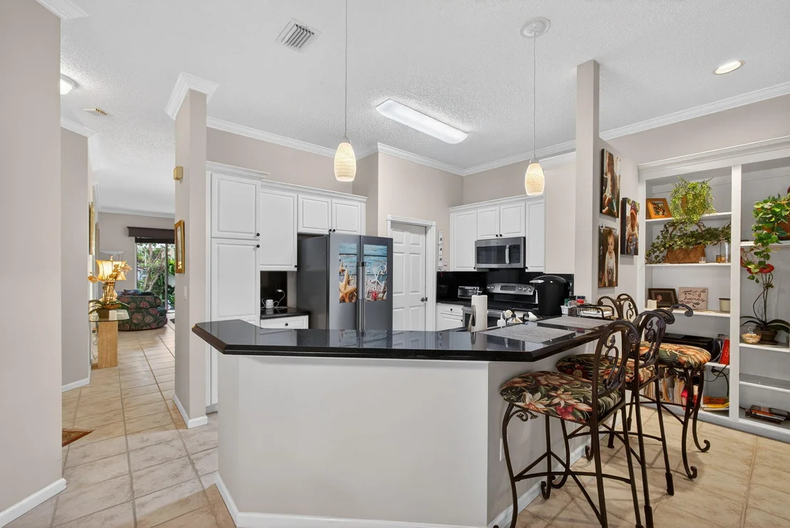Photo of 2085 Chagall Circle