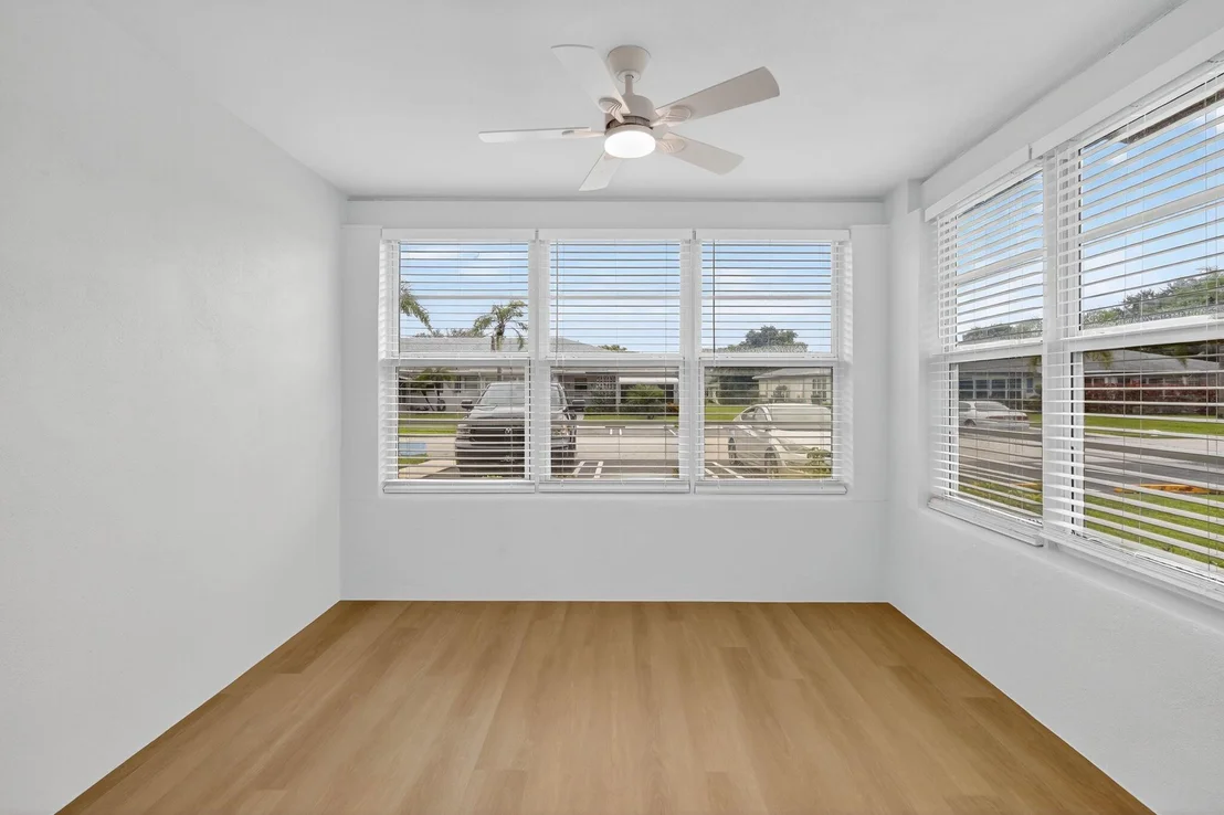 Photo of Unit A at 955 Circle Drive