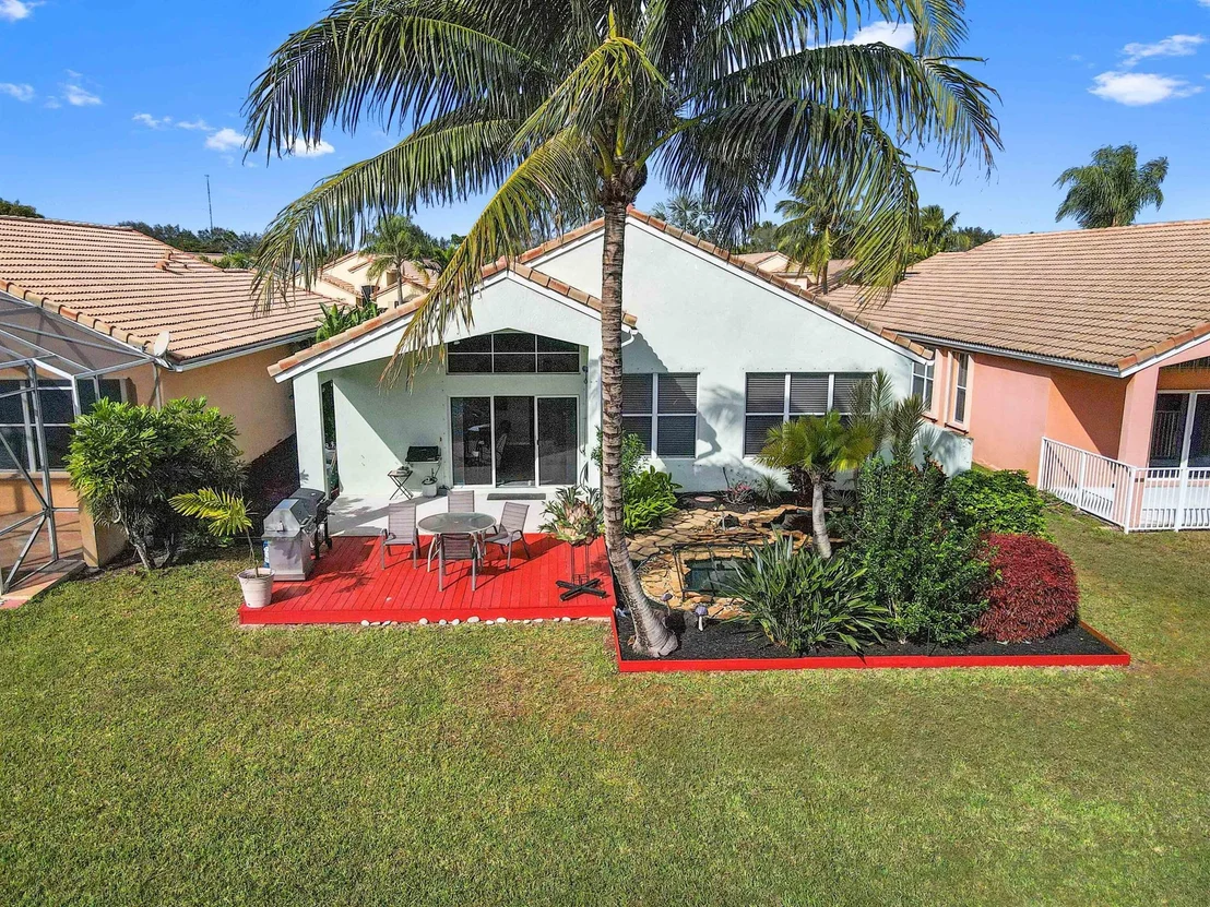 Photo of 9520 Lago Drive