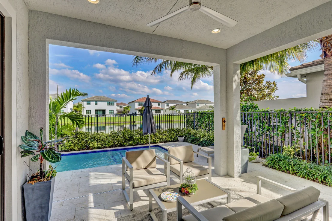 Photo of 7184 Montereal Path