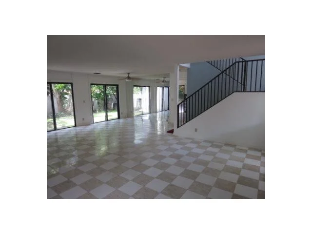 Photo of 3934 NW 7th Place