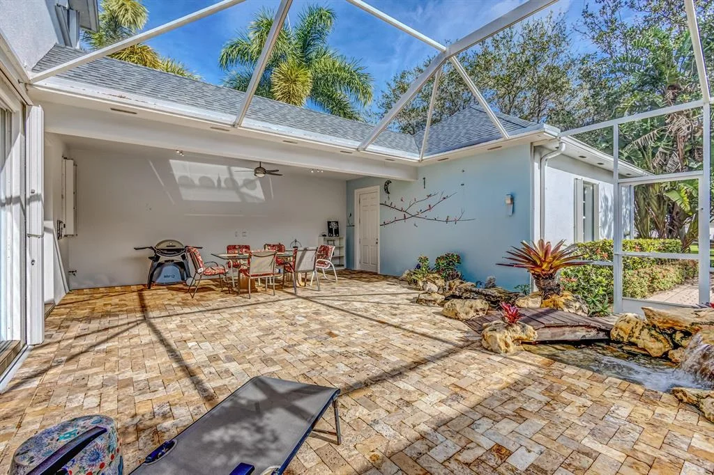 Photo of 185 Barbados Drive