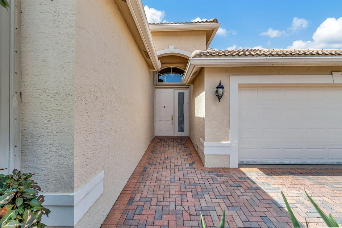 Photo of 9840 Chantilly Point Lane