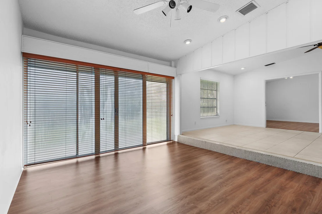 Photo of 16004 Laurel Oak Circle