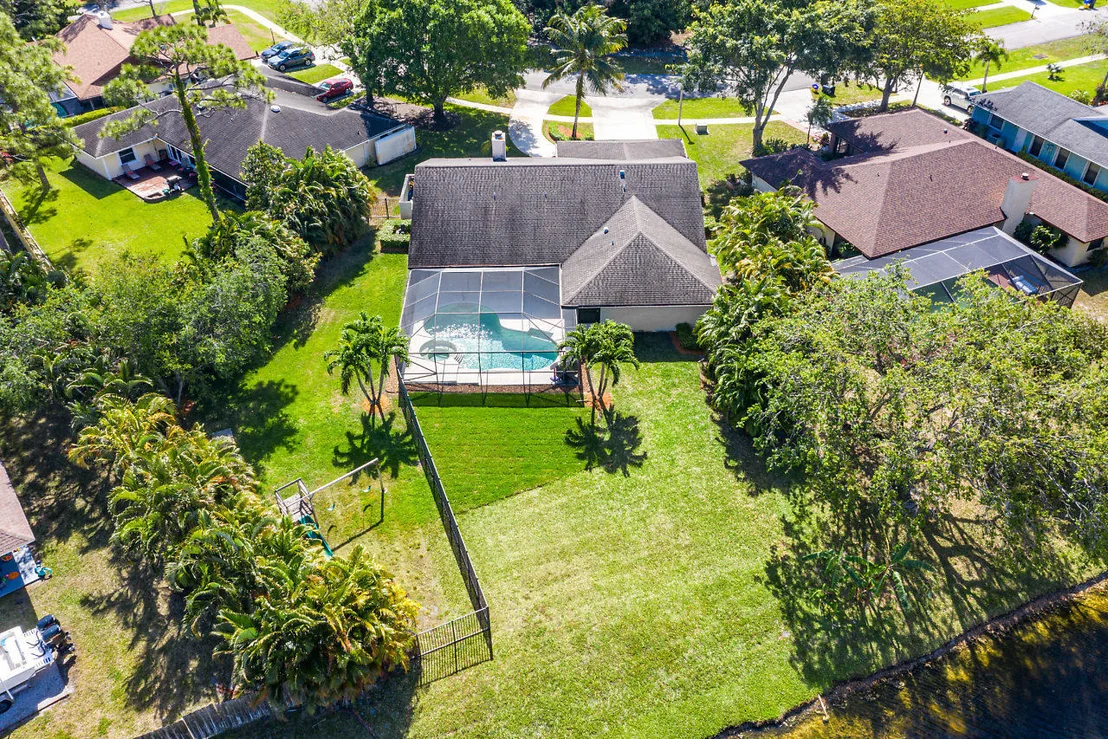 Photo of 772 Juniper Place