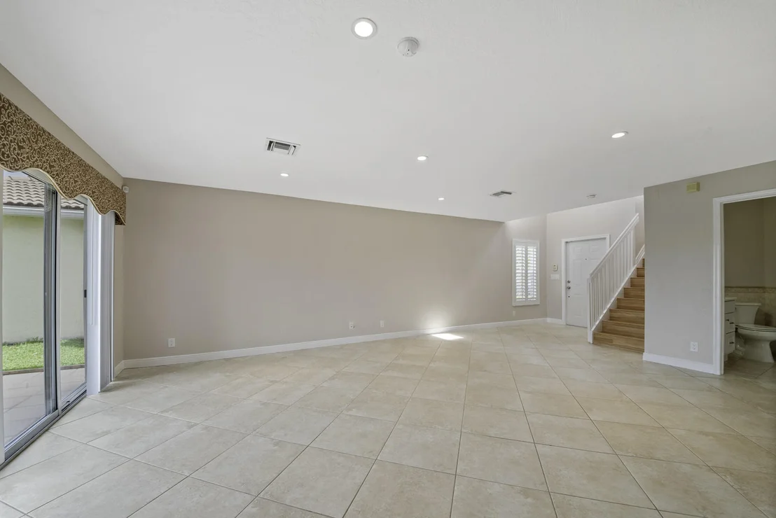 Photo of 6237 Adriatic Way