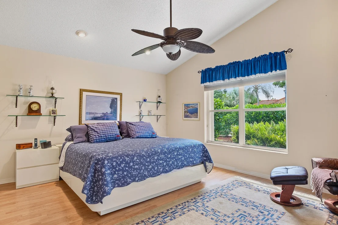 Photo of 5379 Brookview Drive
