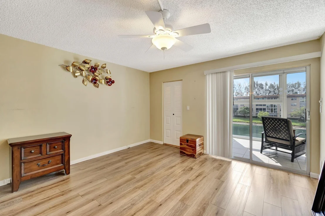 Photo of Unit D3 at 1805 Eleuthera Point