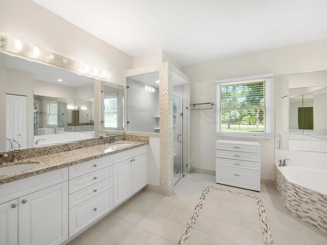 Photo of 16121 Mellen Lane