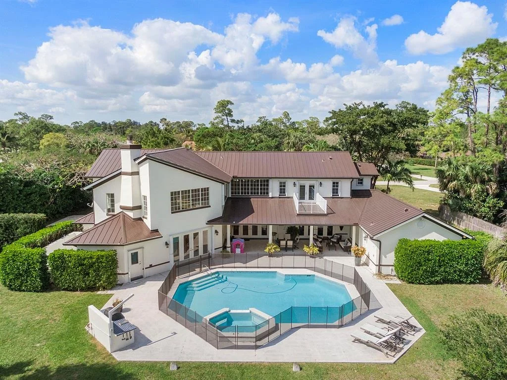 Photo of 13638 Greentree Trail