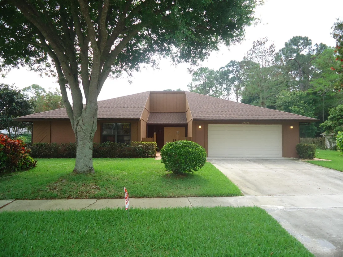 Photo of 14215 Greentree Drive