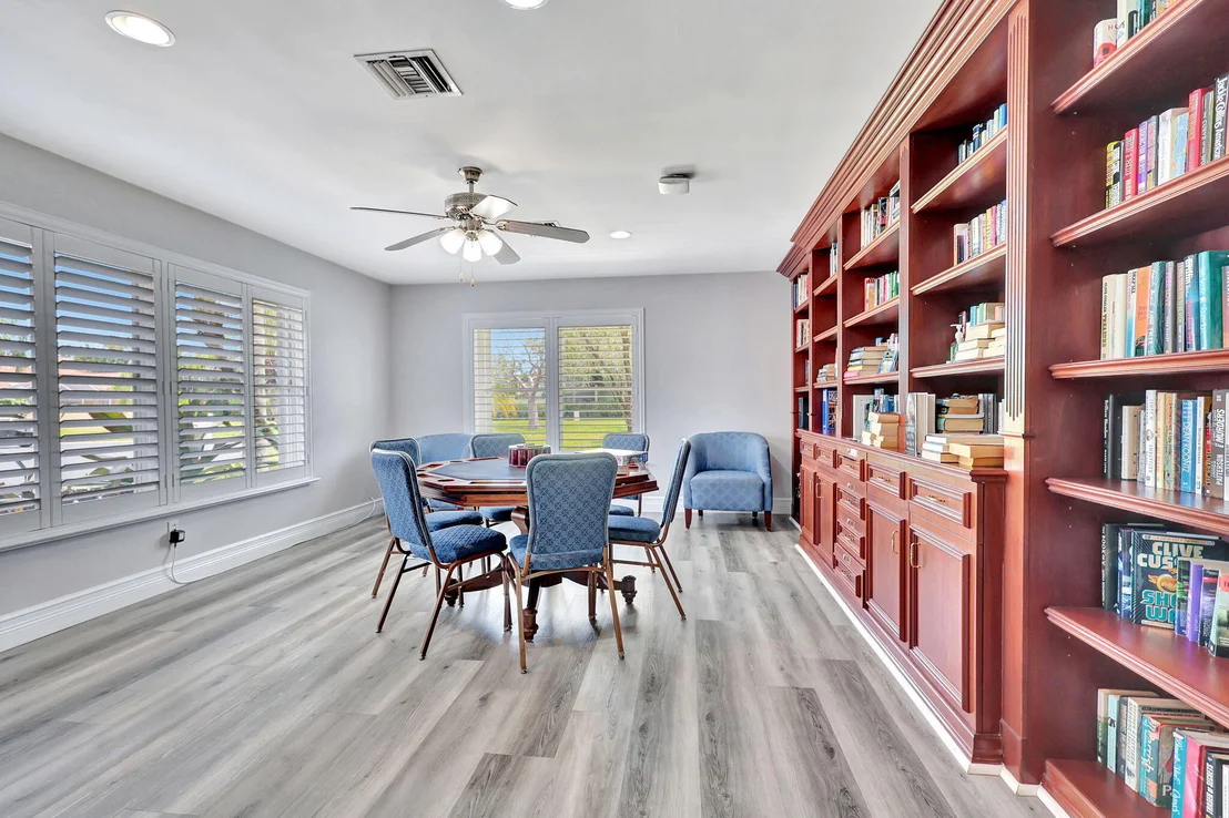Photo of 6101 Hook Lane