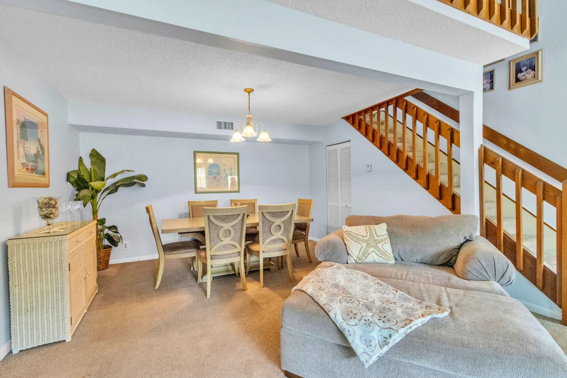 Photo of 111 Maplecrest Circle