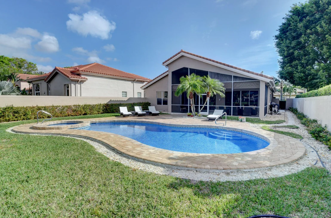 Photo of 2301 NW 25th Way