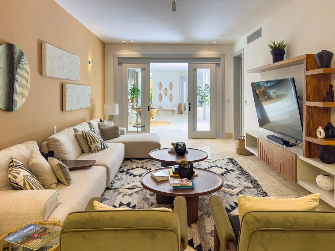 Photo of 77 Las Canas I