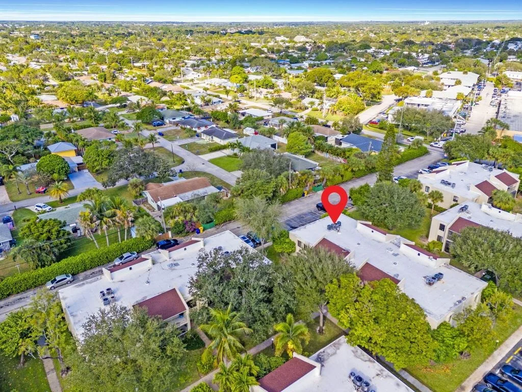 Photo of Unit C7 at 150 Pineview Road