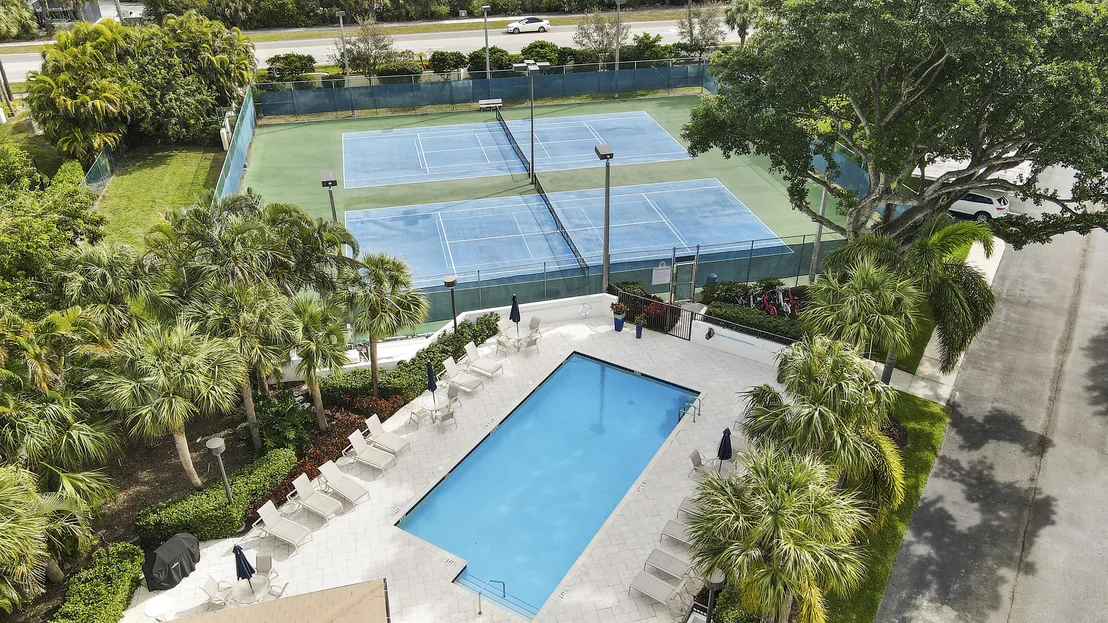 Photo of 12 Grand Bay Circle