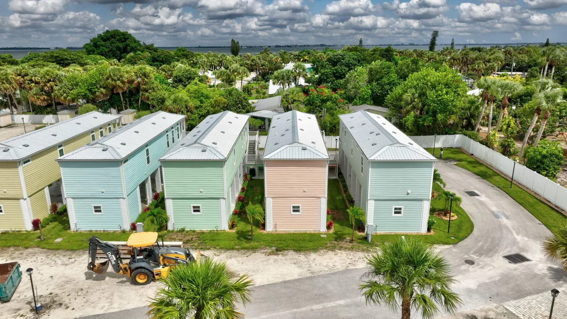 Photo of 300 NE Coastal Drive