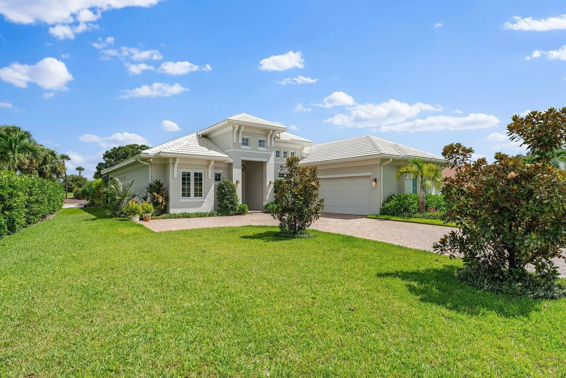 Photo of 200 SE Turtle Creek Drive