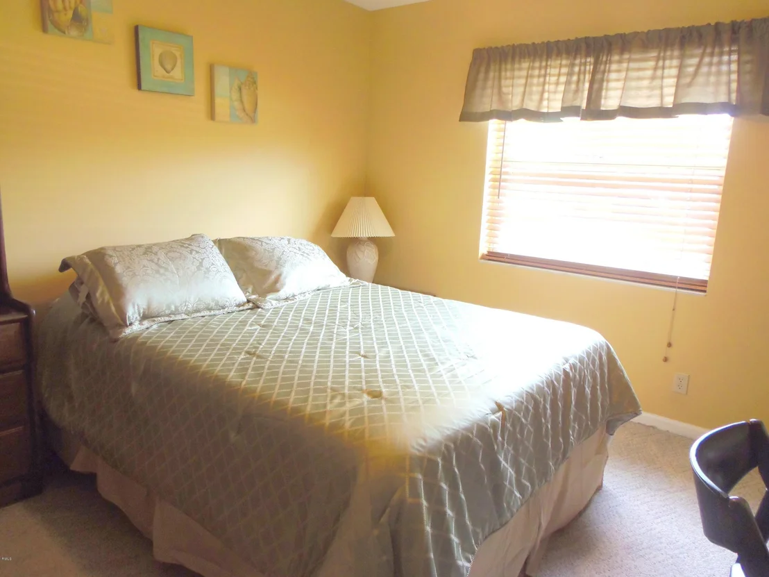 Photo of 12859 Sunset Boulevard