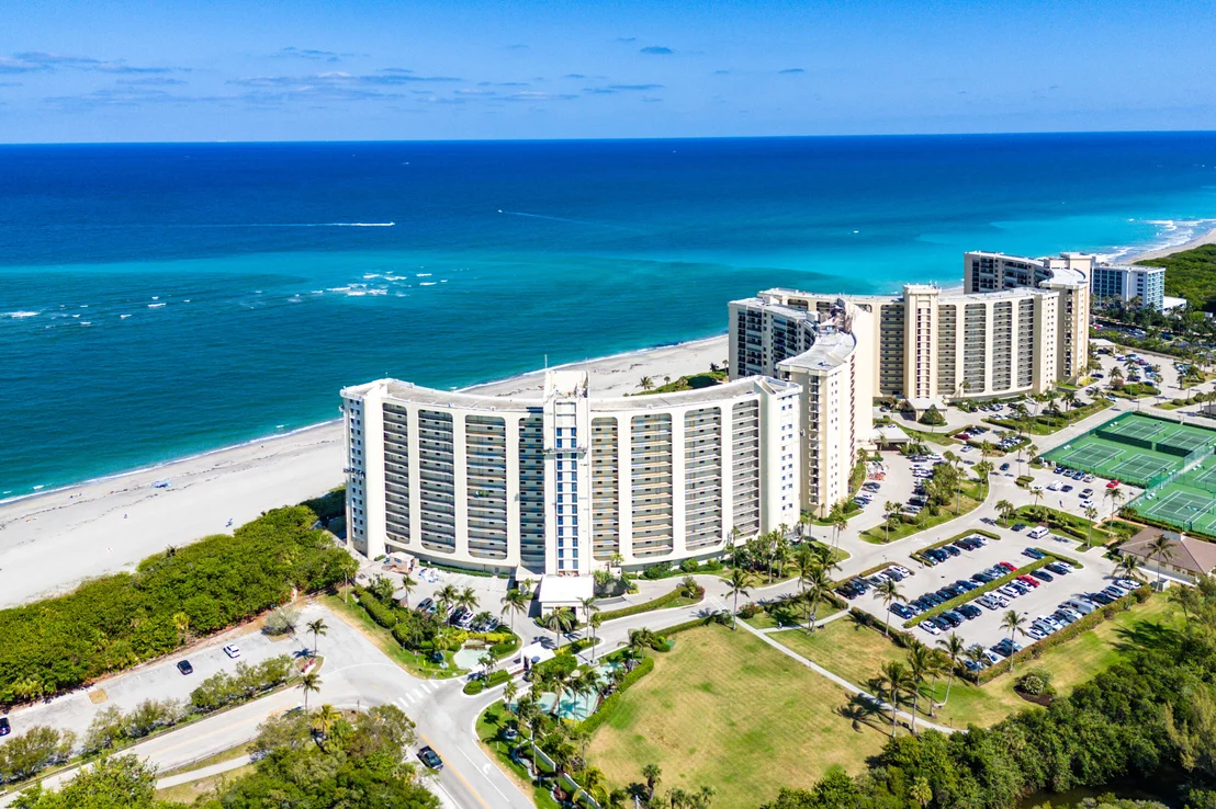 Photo of Unit 607 at 400 Ocean Trail Way