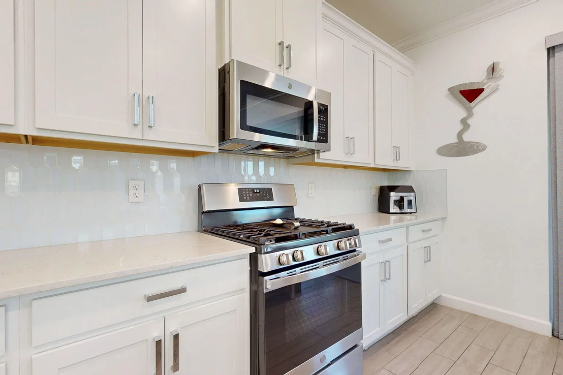 Photo of 1319 Arrowhead Point Road