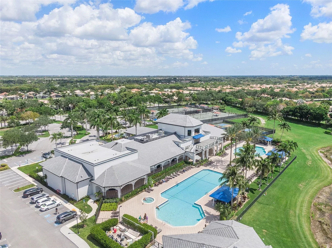 Photo of 8187 Bellafiore Way