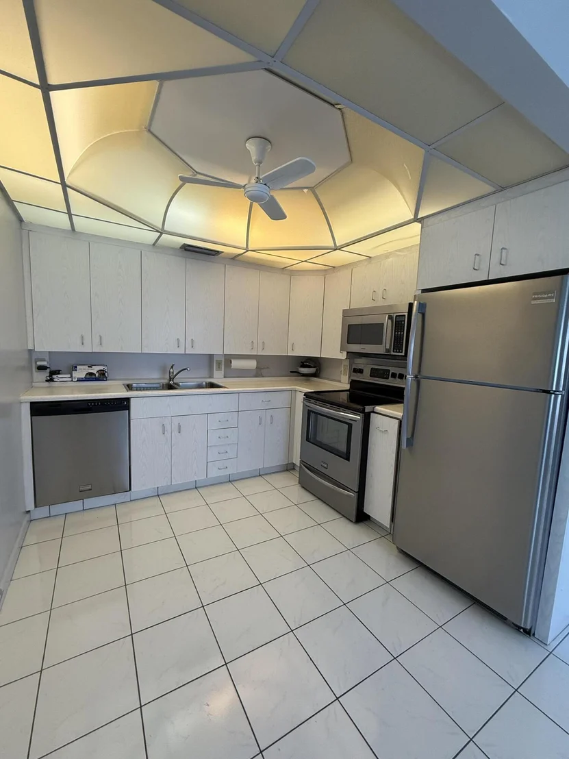 Photo of 4022 Wolverton B