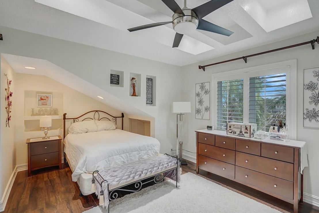 Photo of 10922 Bal Harbor Drive