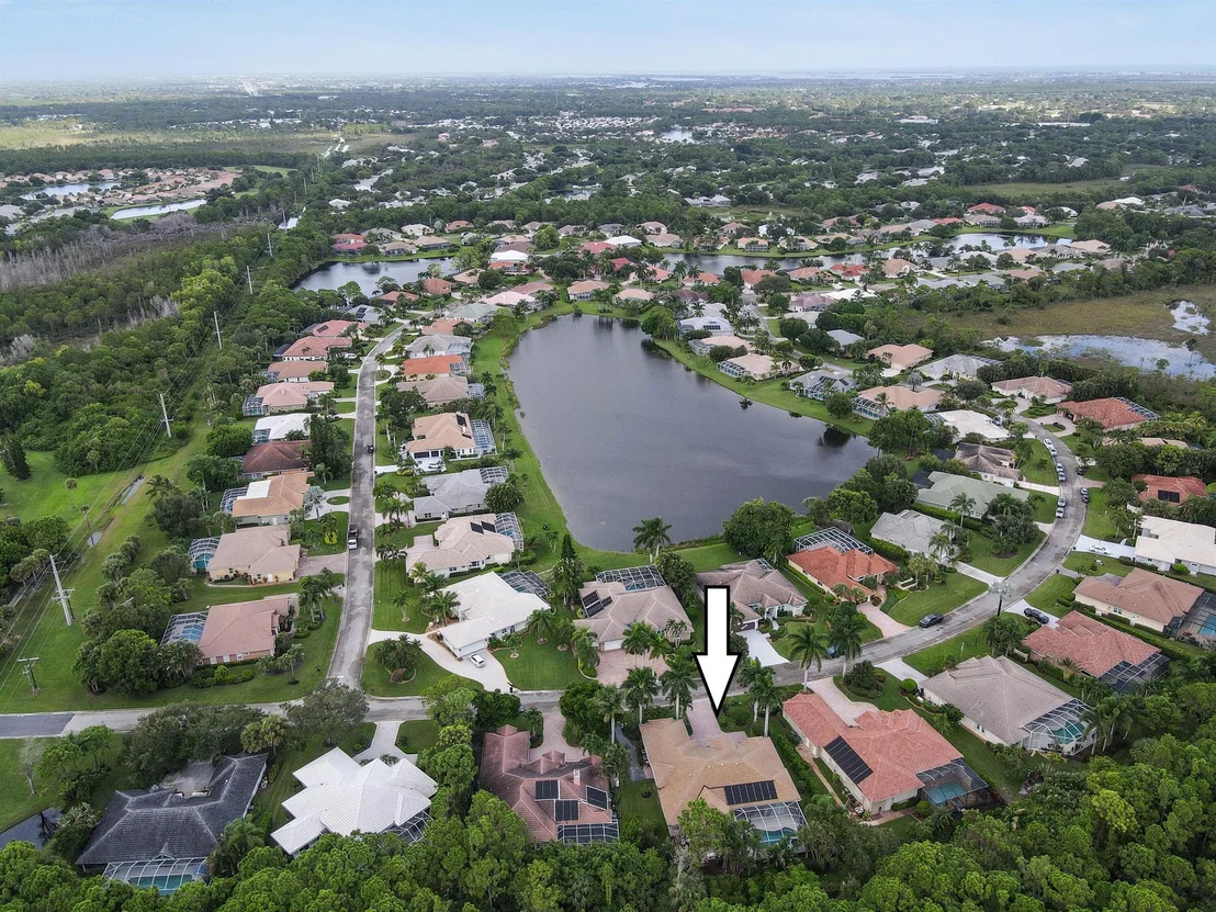 Photo of 7851 SE Double Tree Drive