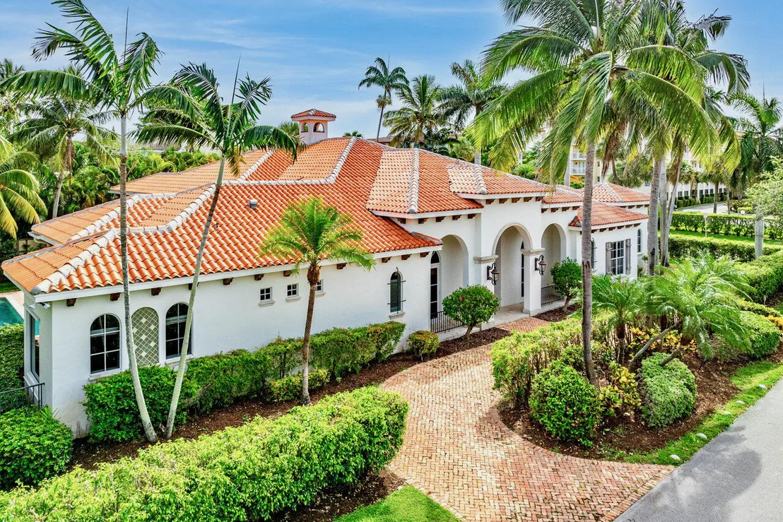 Photo of 1191 Banyan Road