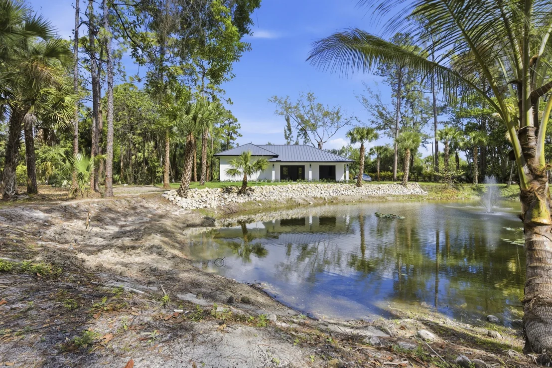 Photo of 1201 F Road