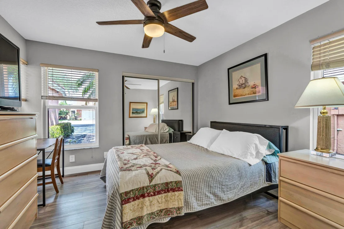 Photo of 5674 Royal Lake Circle