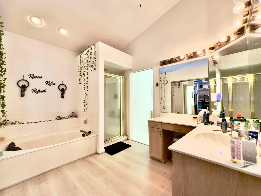 Photo of 8491 Heather Place