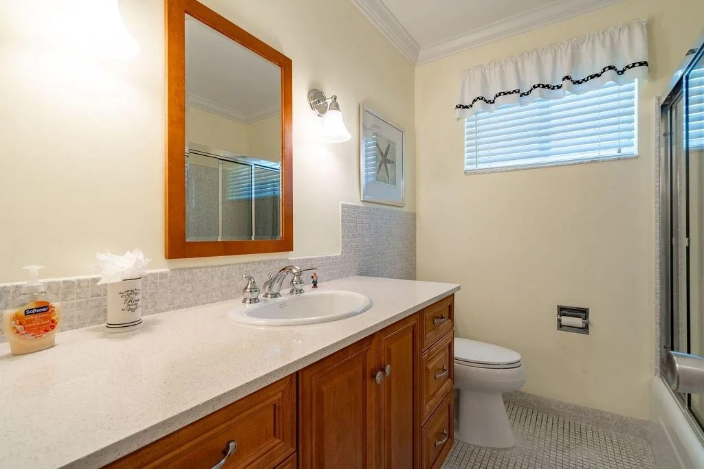 Photo of 571 SE 12th Street
